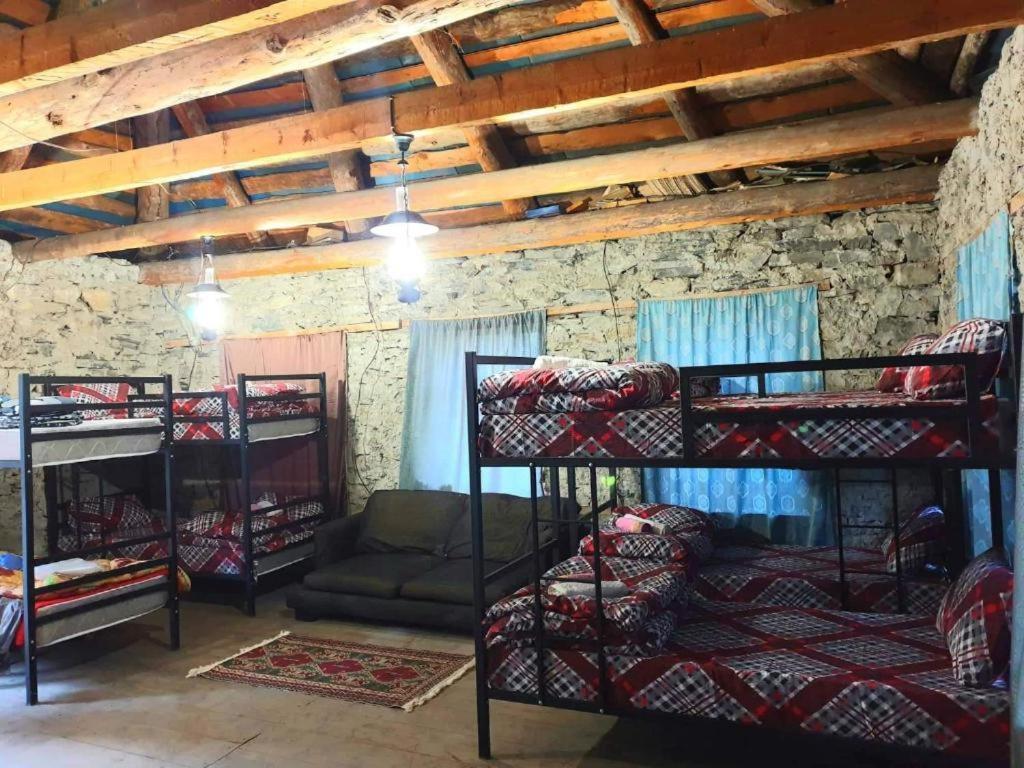 Panorama Guesthouse Mata C. Adishi Buitenkant foto