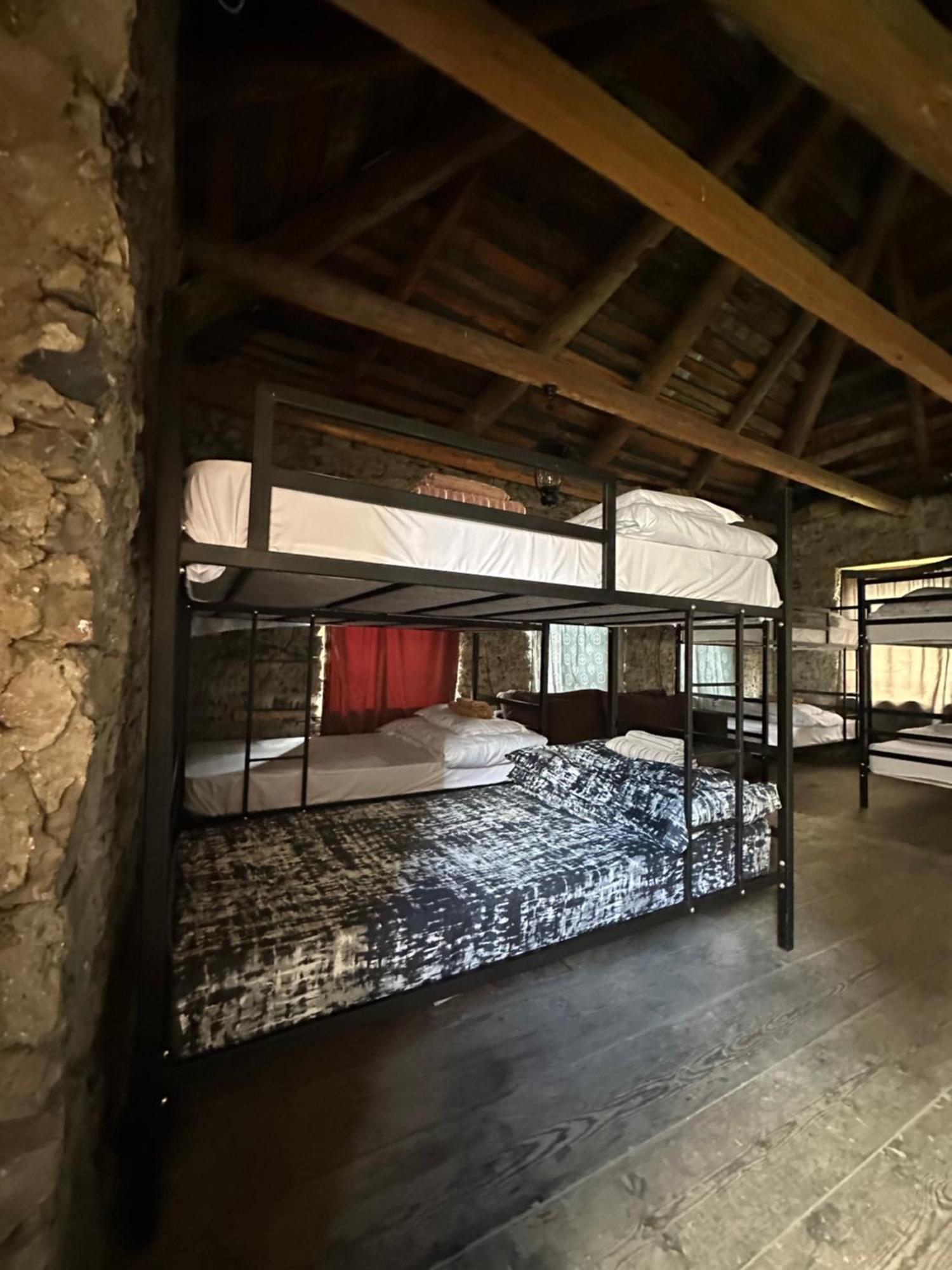 Panorama Guesthouse Mata C. Adishi Buitenkant foto