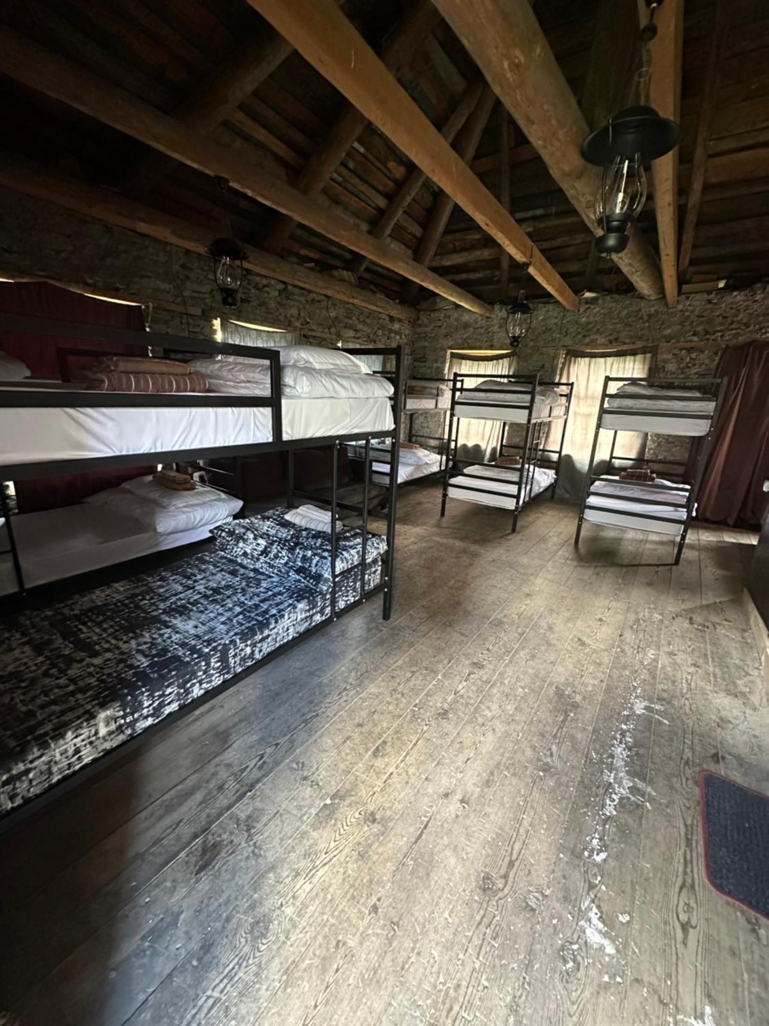 Panorama Guesthouse Mata C. Adishi Buitenkant foto