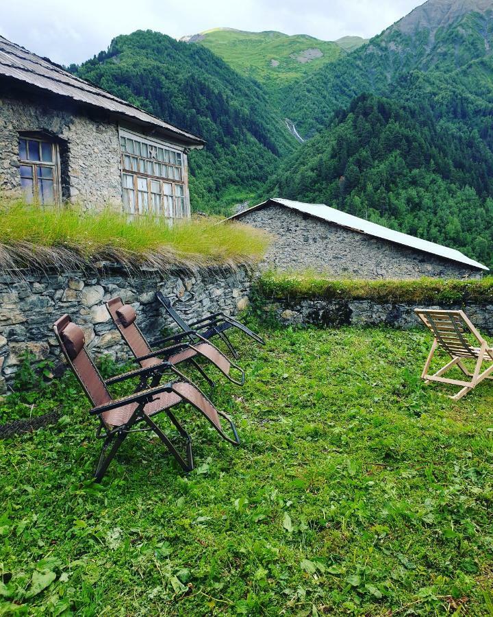 Panorama Guesthouse Mata C. Adishi Buitenkant foto