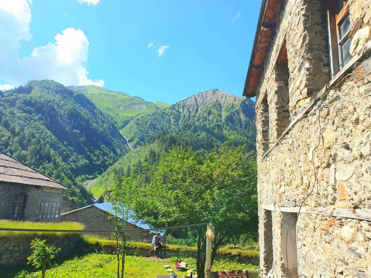 Panorama Guesthouse Mata C. Adishi Buitenkant foto